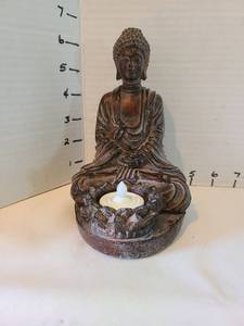 lot 1020 image: Buddha Meditation Statue Tealight Holder, 6in tall