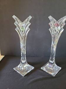 lot 1029 image: Mikasa crystal glass bud vases with floral design