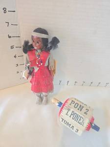 lot 1053 image: Native American Indian Doll with Traditional Dress and Beadwork