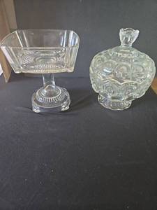 lot 1054 image: Glass candy dishes