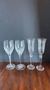 lot 1113 image: Crystal Champagne Flutes with Etched Pattern