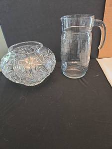lot 1205 image: Crystal Cut Glass Bowl and Pitcher Set