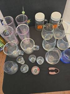 lot 1206 image: Assorted drinkware