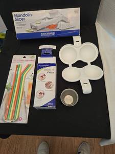 lot 1211 image: Progressive Kitchen Accessories Bundle with Mandolin Slicer and Cherry Pitter