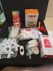 lot 1233 image: Zoku Quick Pop Maker Accessories