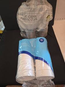 lot 1236 image: Disposable plastic and styrofoam cups