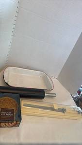 lot 1260 image: Carvel Hall knife, Baking Set with Enamelware Pan Rolling Pin and Pie Mold