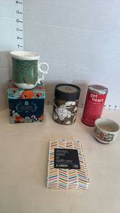 lot 1265 image: Tea and Wellness Gift Set Bundle
