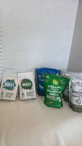 lot 1277 image: Health Supplement Bundle - Spirulina, Chlorella, Pumpkin Seeds, Magnesium Drink Mix
