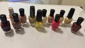lot 1416 image: OPI and other nail polish