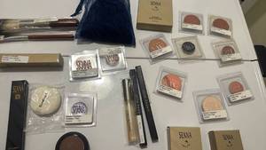 lot 1427 image: SENNA Cosmetics Makeup Collection with Blush Pans and Beauty Products