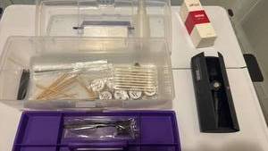 lot 1458 image: Eyebrow design kit