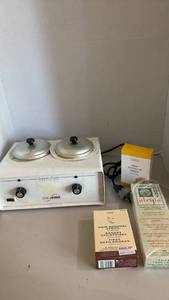lot 1517 image: Professional Wax Warmer with Hair Removal Supplies