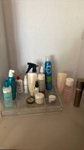 lot 1524 image: Mixed Hair Care and Beauty Products Collection with Organizer