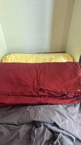 lot 1543 image: King size duvet covers