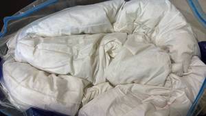 lot 1556 image: Feather comforter queen size
