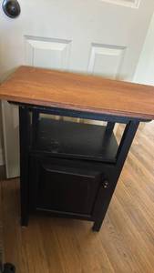 lot 1583 image: Wooden night stand with storage 24x29x13.5
