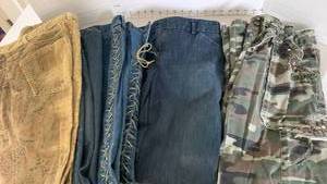 lot 1636 image: Ladies jeans and skirt 8-8