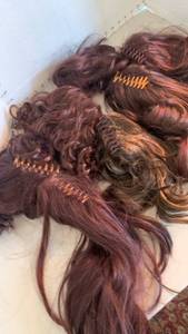 lot 1641 image: Clip on hair pieces
