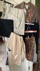 lot 1654 image: Ladies clothes S-M