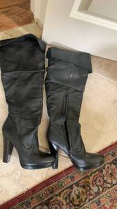 lot 1663 image: Black Leather Over-the-Knee High Heel Boots 8-8.5