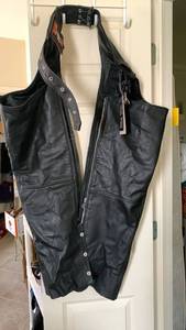 lot 1672 image: New Silver Bike Black Leather Motorcycle Chaps size Small