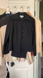 lot 1676 image: Ladies jackets S-M