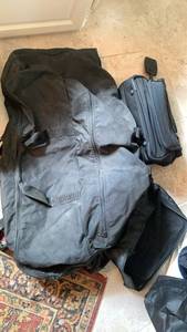 lot 1698 image: Garment bag and accessory bags