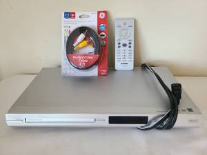 lot 1714 image: Philips DVD Player with Remote and AudioVideo Cable