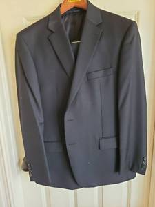 lot 1757 image: Ralph Lauren black suit, 44R.