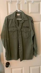 lot 1763 image: Army jacket size 16.5