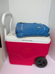 lot 3004 image: Coleman wheeled cooler and new with tags stadium seat