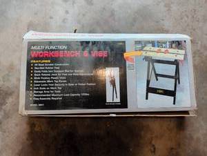 lot 3037 image: Multi Function Workbench Vise