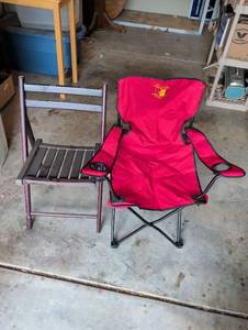 lot 3042 image: Outdoor Folding Chair Set with Wooden Chair