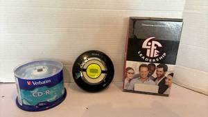lot 3110 image: Sony Walkman Portable CD Player with Verbatim CD-R Pack and Leadership Training Materials