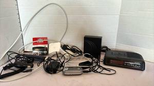 lot 3114 image: Mixed Electronics Lot with Sony Clock Radio and Canon Ink