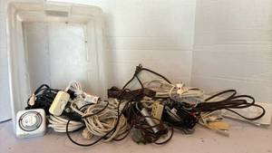 lot 3117 image: Mixed Lot of Extension Cords and Electrical Timer