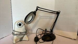 lot 3118 image: Hamilton Beach Drink Mixer Base and Magnifying Desk Lamp Set
