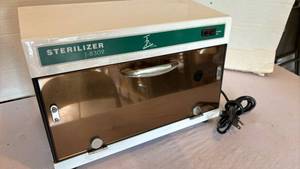 lot 3119 image: Professional UV Sterilizer Model J-8309 with Glass Door