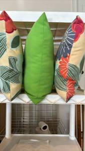 lot 3187 image: Outdoor Decorative Throw Pillows with Tropical Floral Design