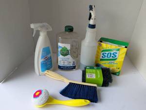 lot 3303 image: Household Cleaning Supply Bundle with Brushes and Steel Wool Pads