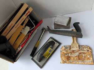 lot 3310 image: Masonry and Drywall Tool Collection