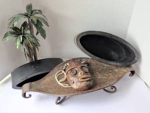 lot 3313 image: Palm tree, footed tray, nested oval metal containers and mask