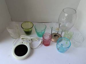 lot 3317 image: Mixed Glassware and Candle Warmer Collection