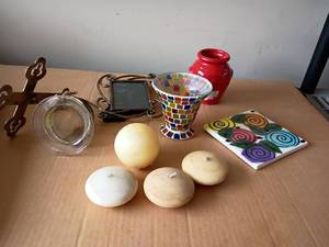 lot 3322 image: Candles, Candle Holders and More