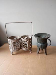 lot 3330 image: Outdoor Candle Holders