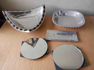 lot 3331 image: 7in. Mirror Stands and Serving Bowls and Platter