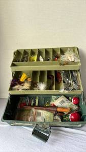lot 3501 image: Sportfisher 450 Tackle Box with Fishing Lures and Accessories