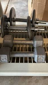 lot 3512 image: Cast Iron Dumbbells and Adjustable Weight Set