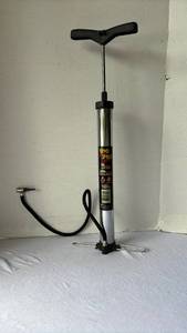lot 3516 image: Air Master Floor Standing Bicycle Pump with Gauge